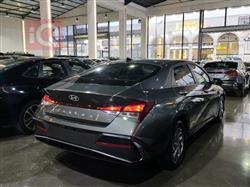 هیۆندای ئەلەنترا